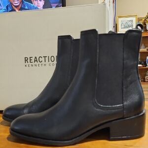 Kenneth Cole Reaction Black Chelsea Boots _ Size 8